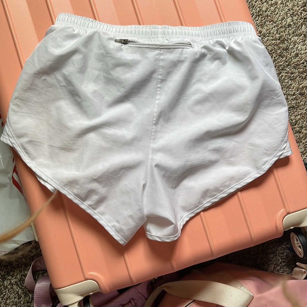 Nike pocket shorts - Picture 2 of 7